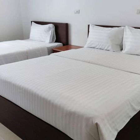 Atlas Bangkok Hotel Екстериор снимка
