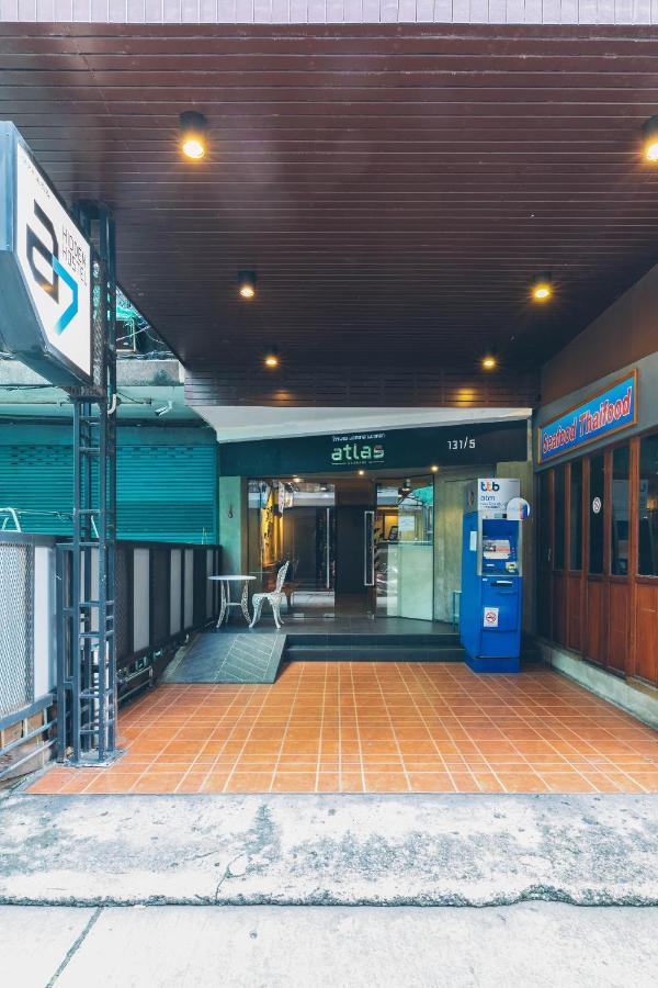 Atlas Bangkok Hotel Екстериор снимка