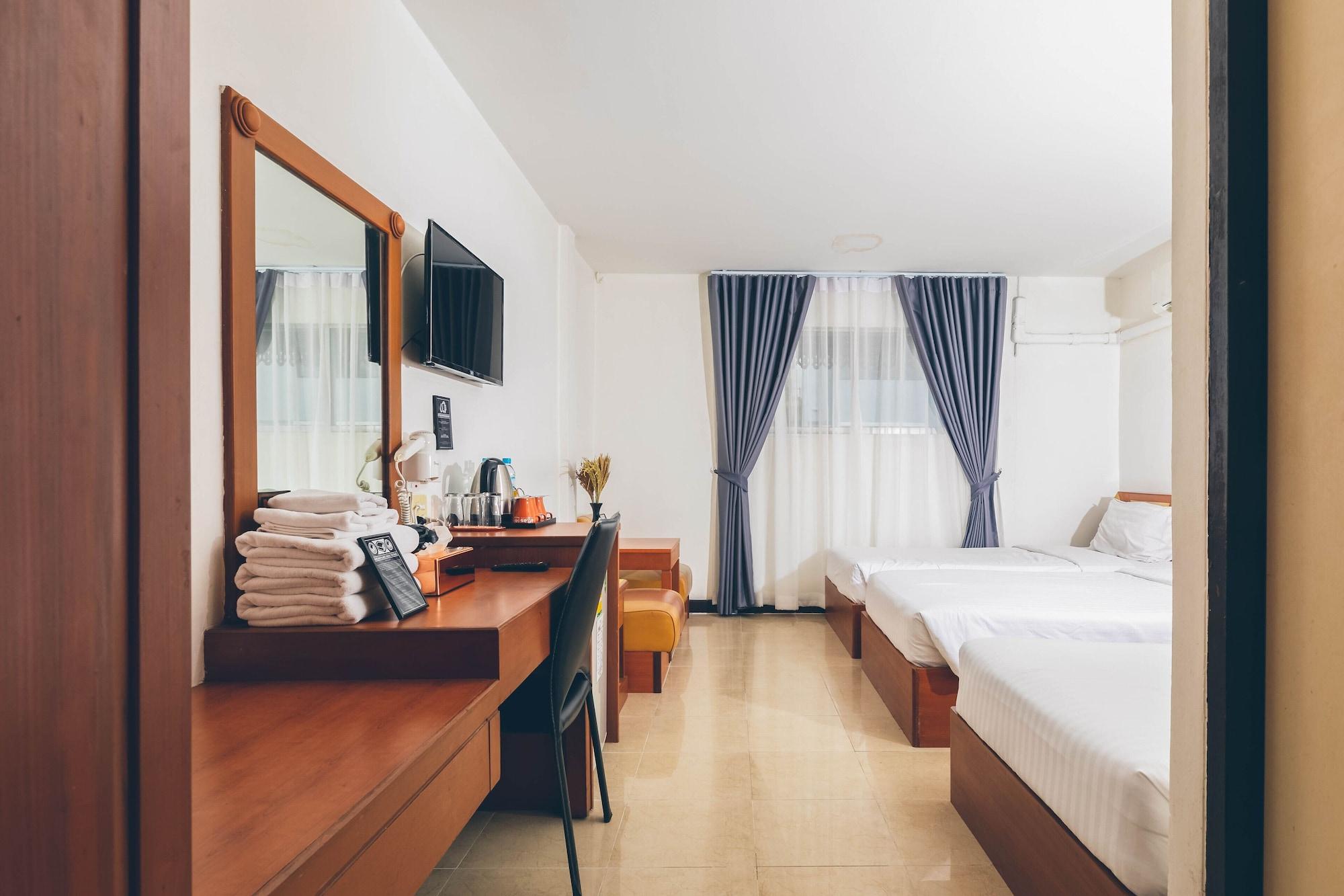 Atlas Bangkok Hotel Екстериор снимка