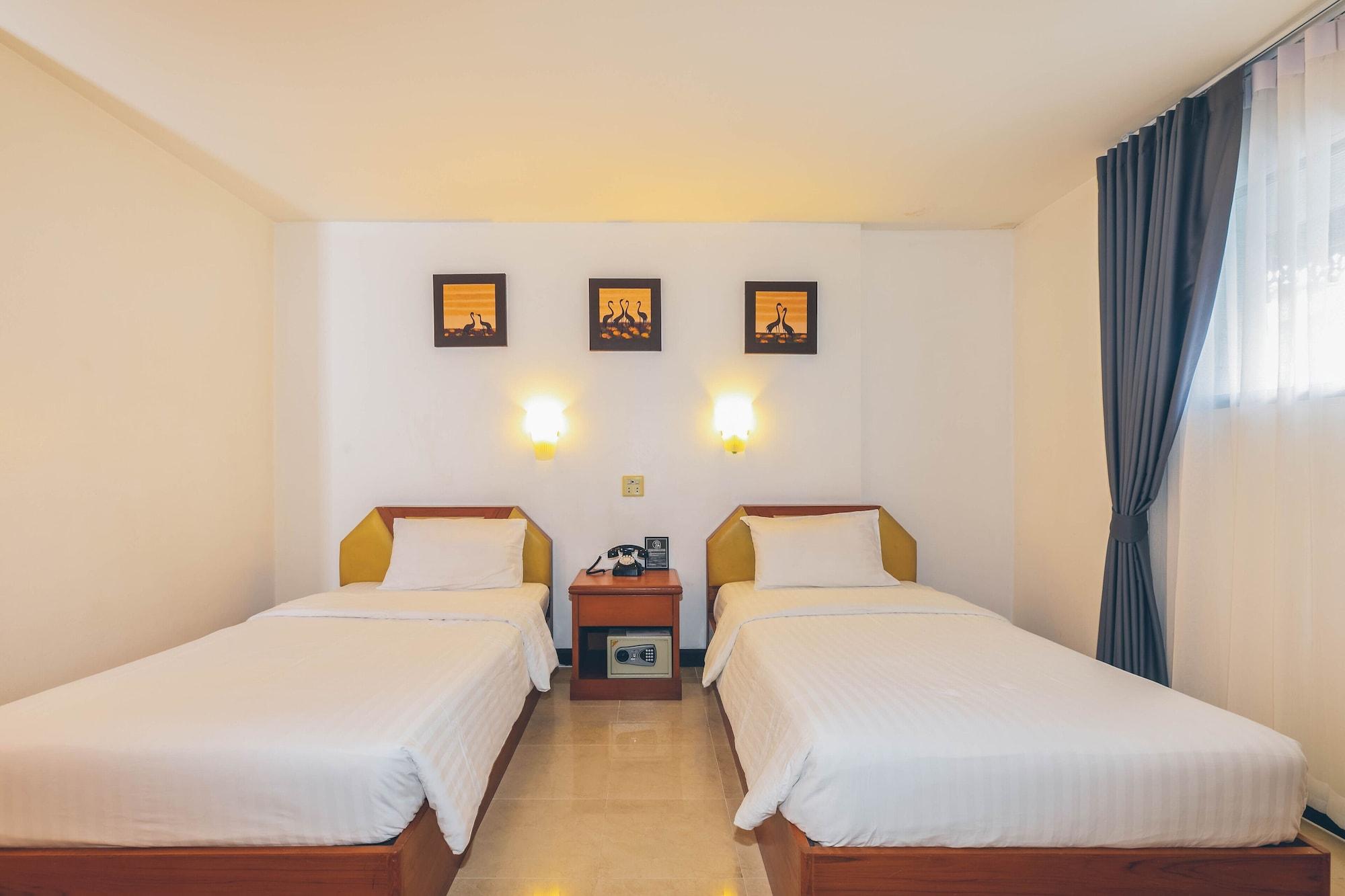 Atlas Bangkok Hotel Екстериор снимка