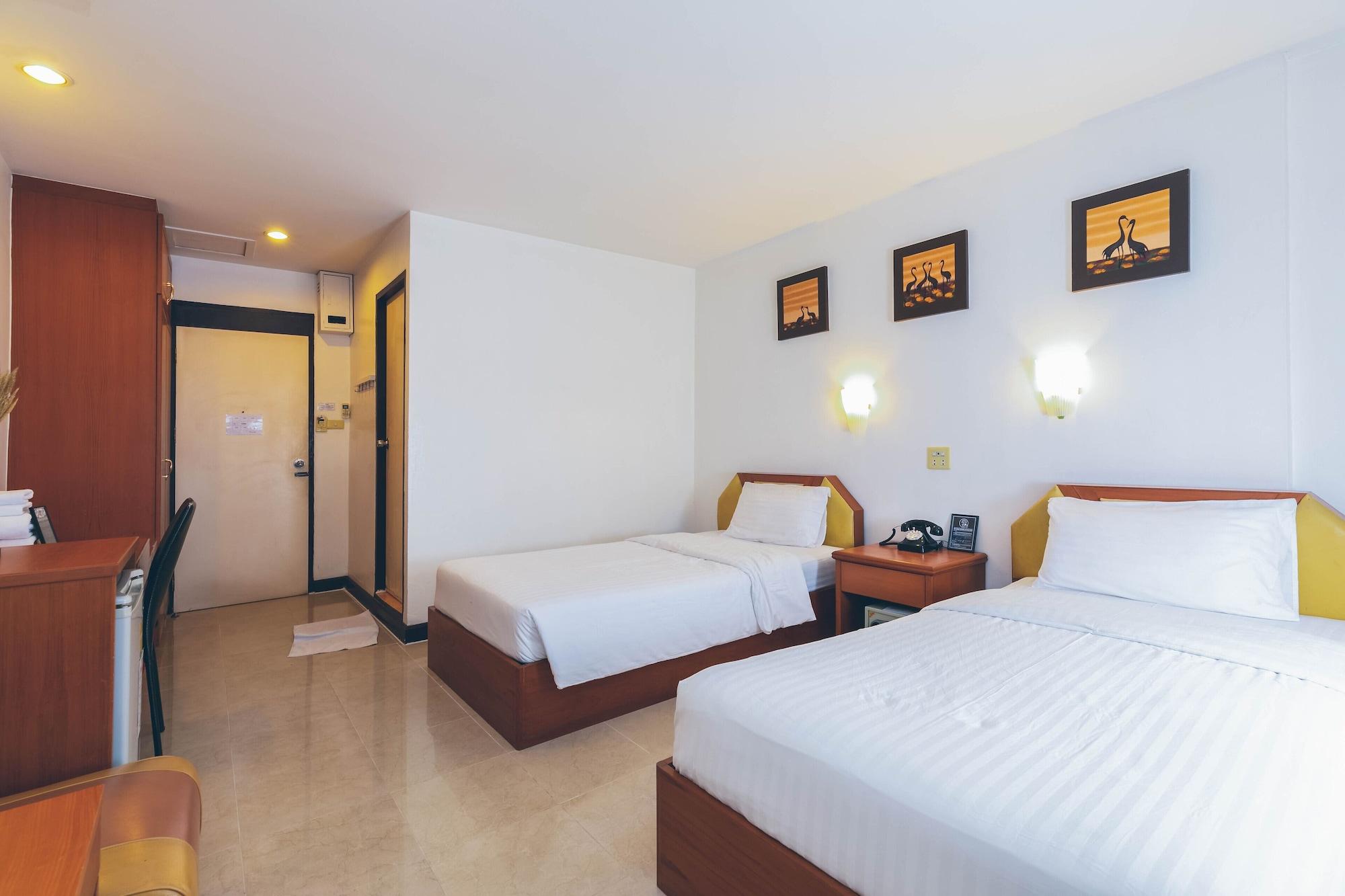Atlas Bangkok Hotel Екстериор снимка