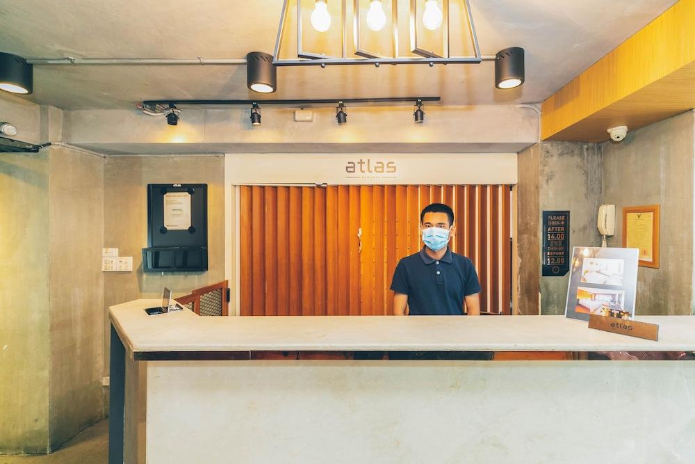 Atlas Bangkok Hotel Екстериор снимка