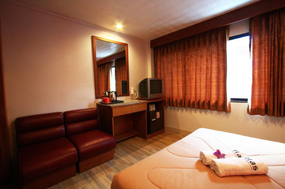 Atlas Bangkok Hotel Екстериор снимка