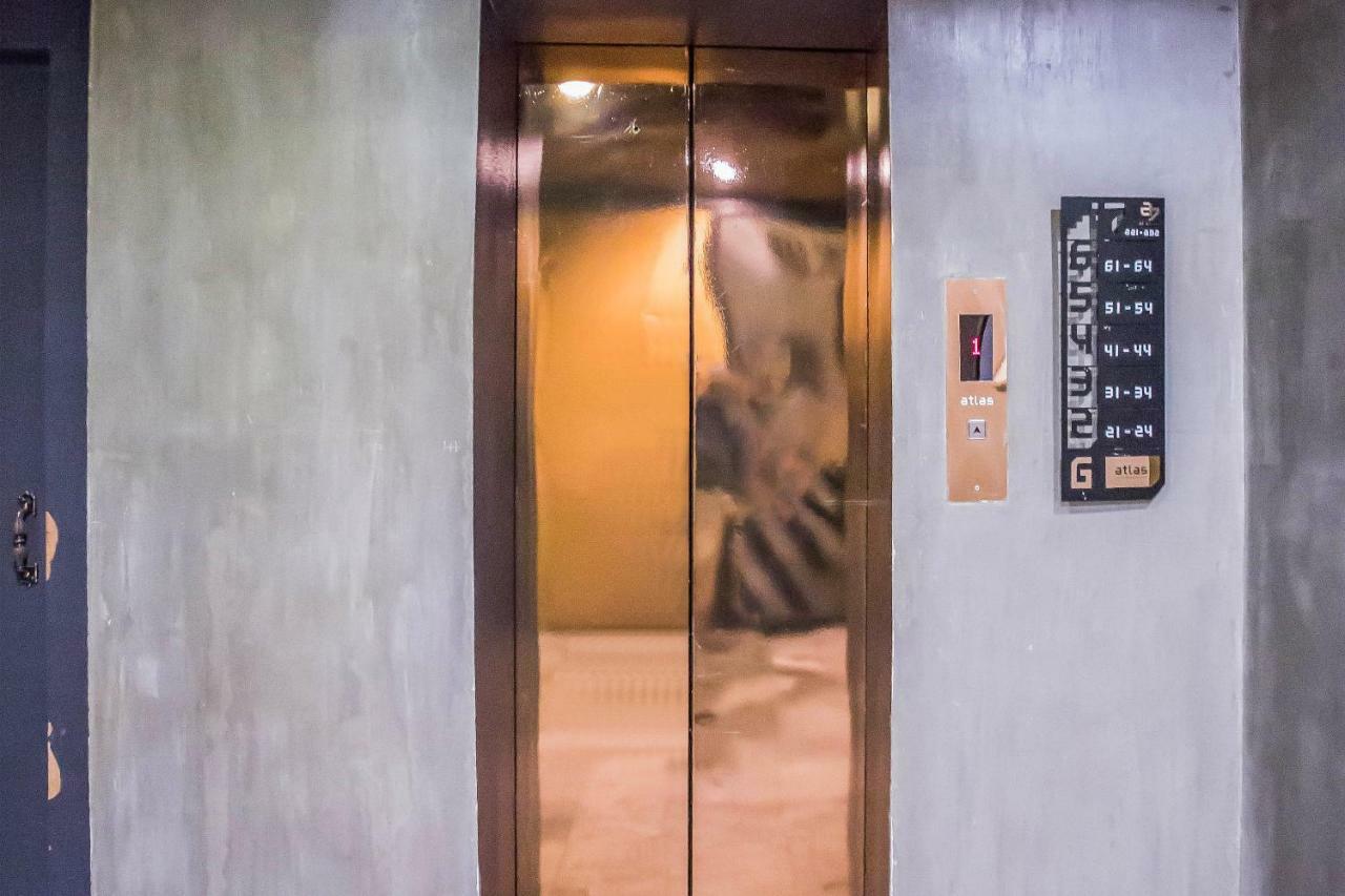 Atlas Bangkok Hotel Екстериор снимка